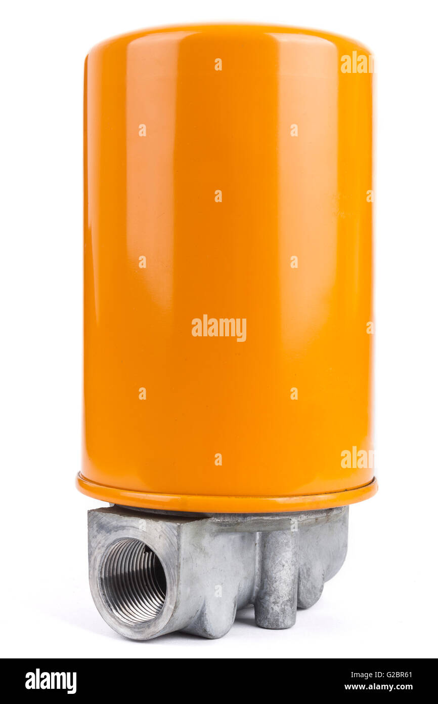 Colore arancione hydraulik filtro olio closeup isolato su bianco Foto Stock