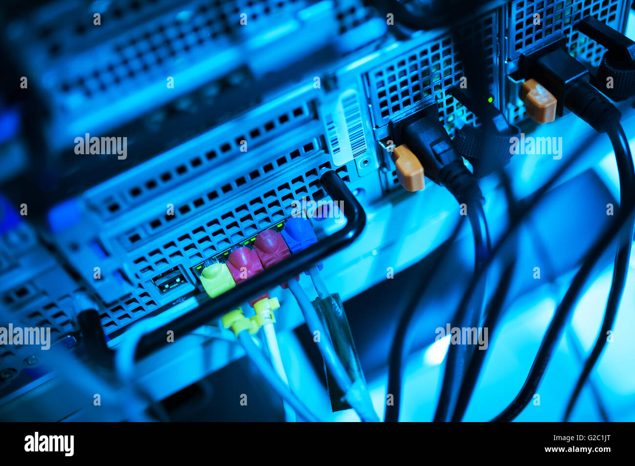Un server di rete in camera di dati . Foto Stock
