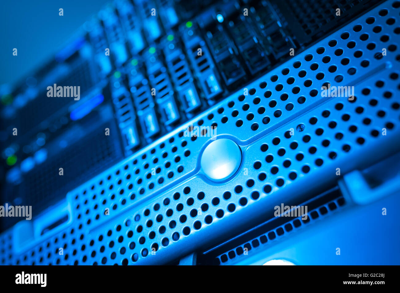 I server di rete in sala dati camera interna . Foto Stock