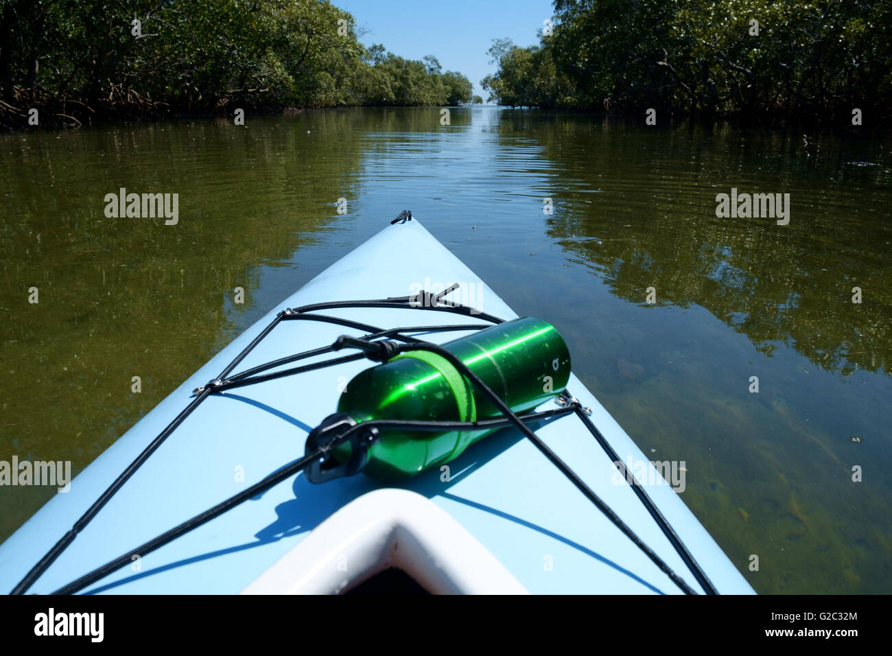 Una gita in kayak fino al torrente Foto Stock