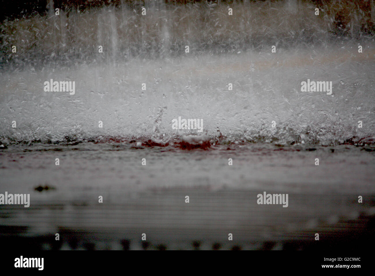 Paesaggio di pioggia nella città Foto Stock