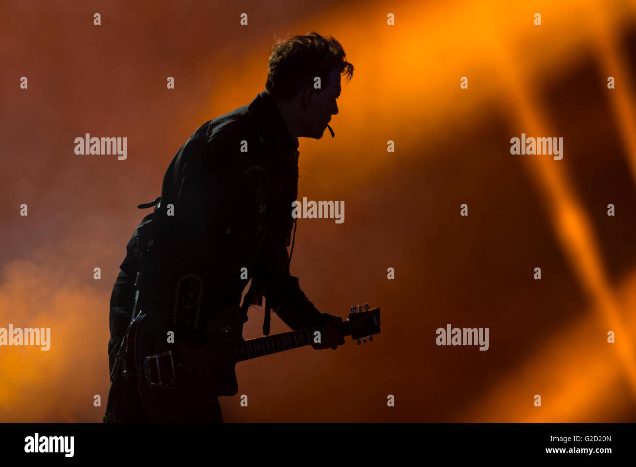 Lisbona, Portogallo. 27 Maggio, 2016. Hollywood vampiri prestazioni in Rock in Rio 2016 Lisbona con Johnny Depp uno dei più mitico e attori di Hollywood per la chitarra. Lisbona, Portogallo. il 27 maggio 2016. (Foto di Gonçalo Silva) Credito: Gonçalo Silva/Alamy Live News Foto Stock