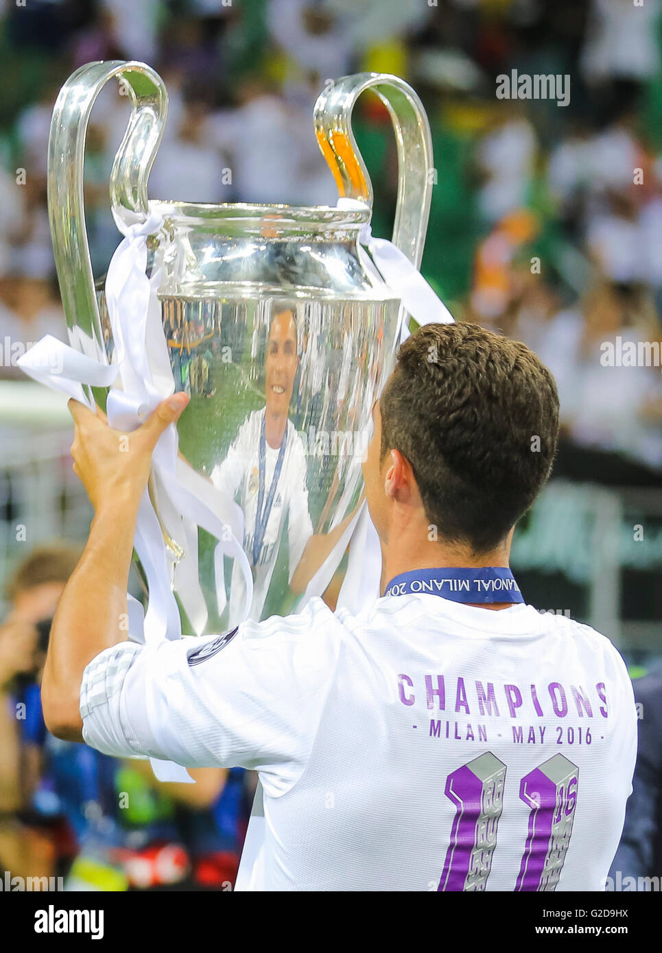 Milano, Italia. 28 Maggio, 2016. Cristiano Ronaldo Real Madrid 7 Champions League Pokal, Trophaee, Pott REAL MADRID - atletico madrid Fussball UEFA Champions League, finale, Milano, Italia, Maggio 28th, 2016 CL Saison 2015/2016 Credito: Peter Schatz/Alamy Live News Foto Stock
