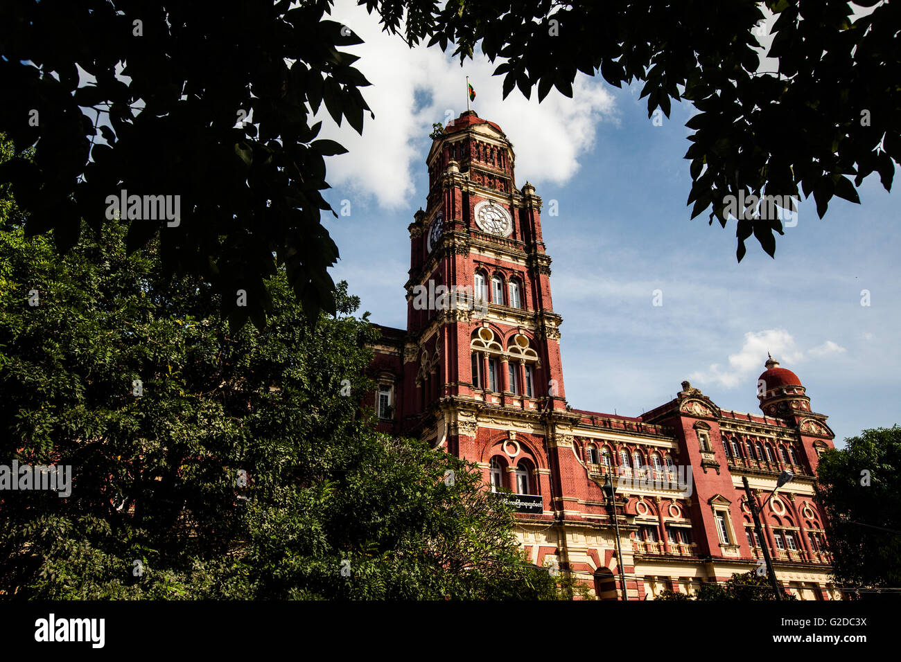 Colonial Costruzione dell'Alta Corte, Yangon, Myanmar Foto Stock