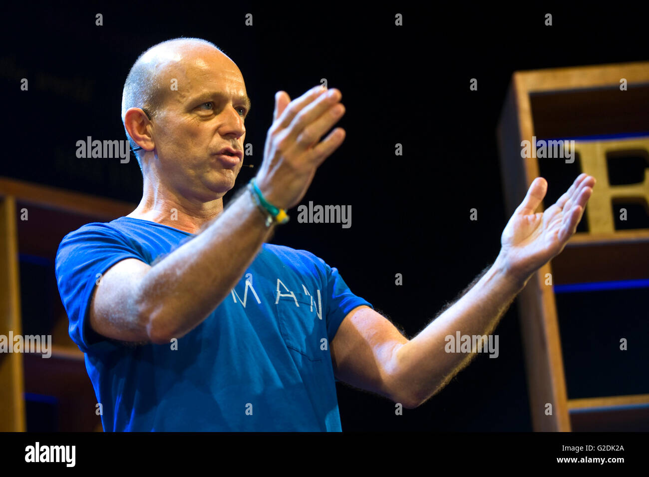 Steve Hilton academic & ex consigliere politico di parlare sul palco a Hay Festival 2016. Foto Stock