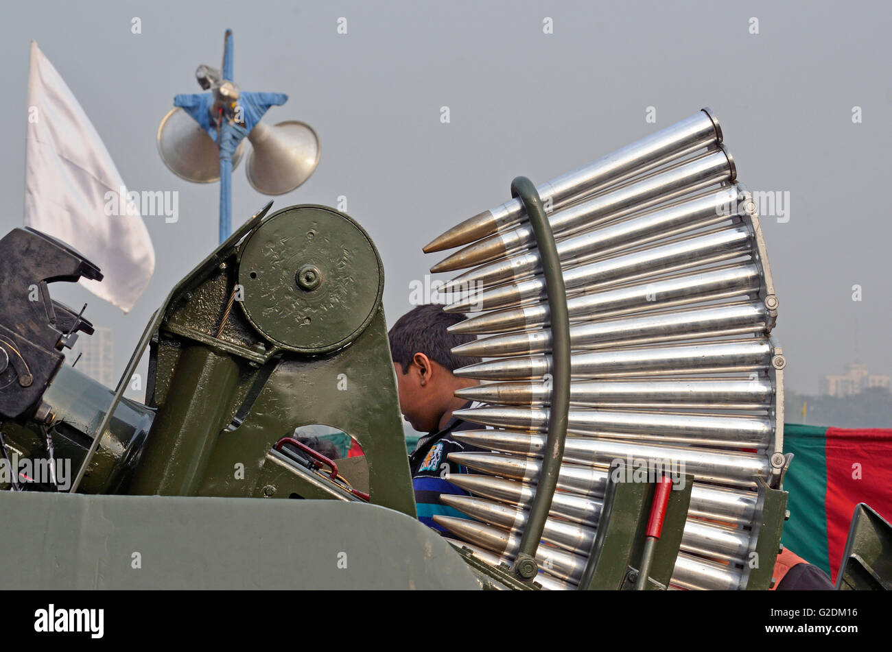Riviste di 40 mm munizioni del Bofors L70 Pistola di difesa contraerea, esercito indiano Foto Stock