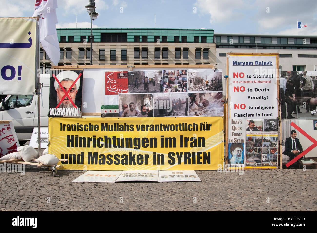 Protesta contro il governo iraniano. Berlino, Germania. Foto Stock