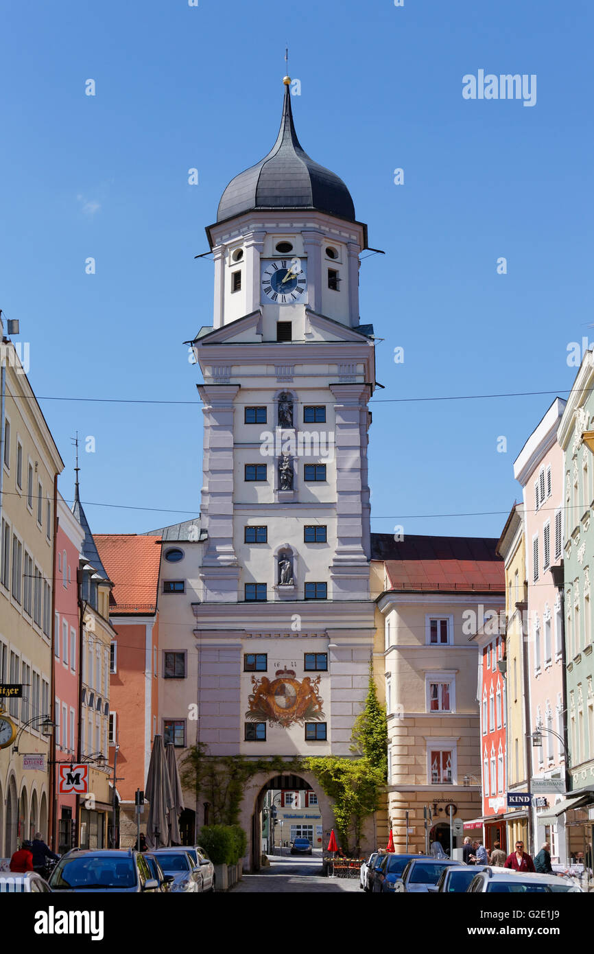 Town Square e City Tower, Vilshofen, Bassa Baviera, Baviera, Germania Foto Stock