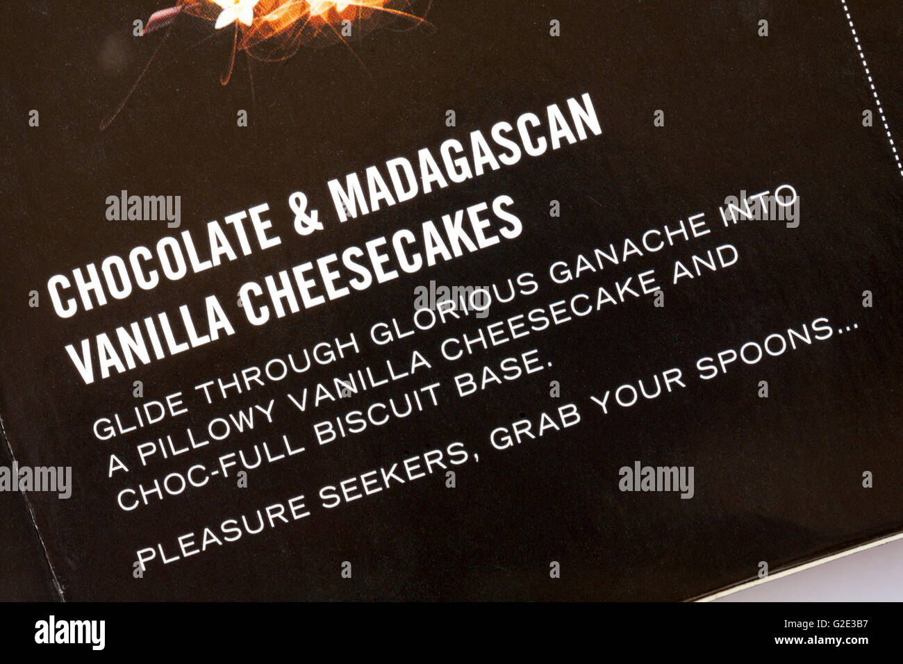 Ricercatori di piacere afferra il tuo cucchiai - informazioni sulla casella di Gu Cioccolato & Madagascan Vanilla cheesecake Foto Stock