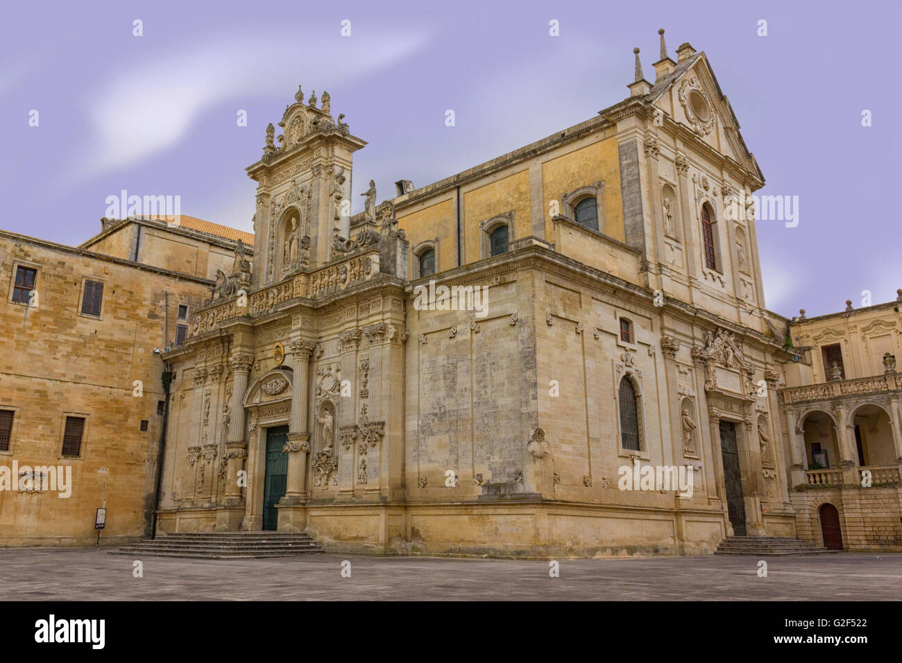 Duomo di Lecce, le due facciate Foto Stock