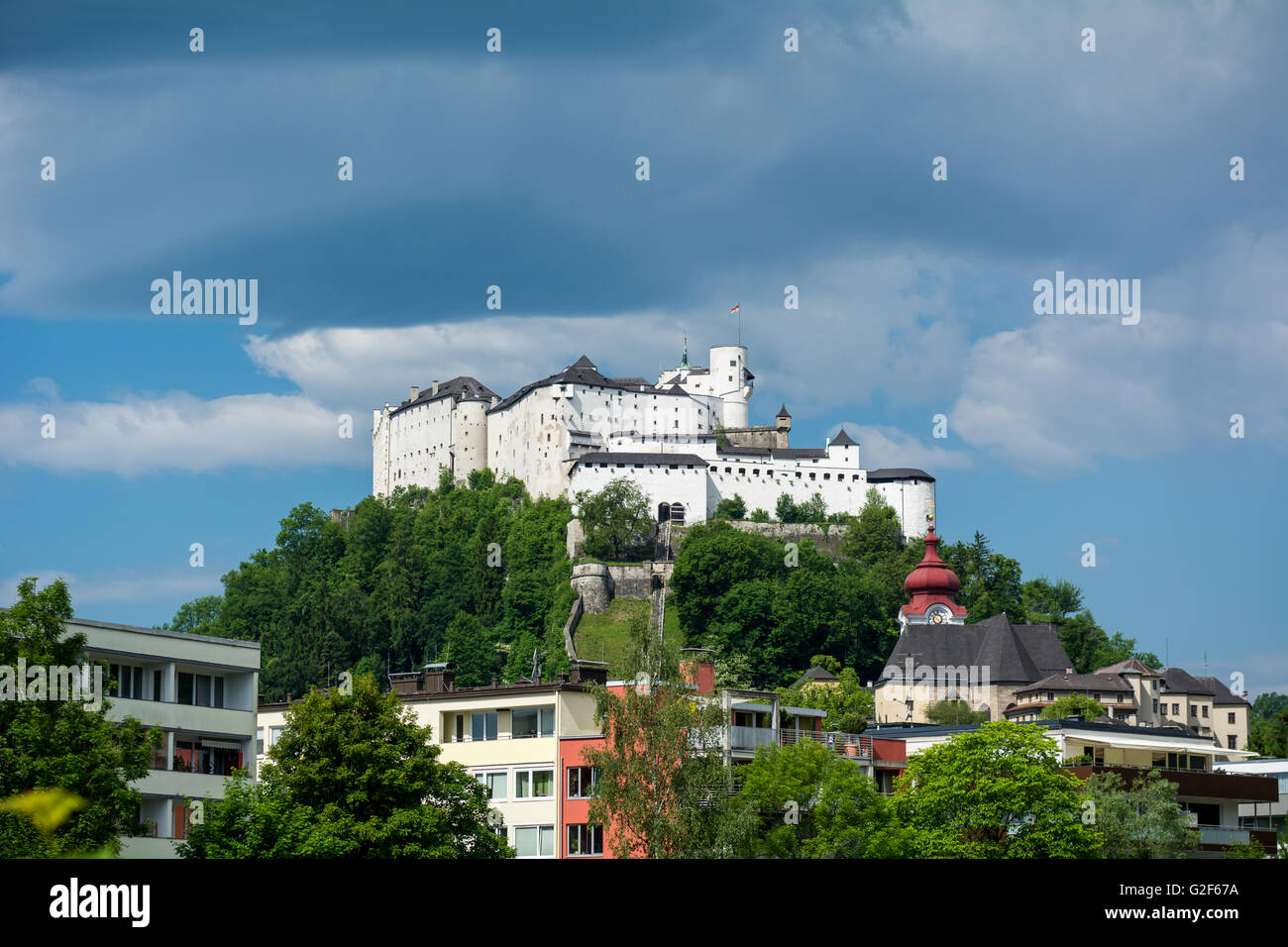 Il castello di Hohensalzburg di Salisburgo in Austria Foto Stock