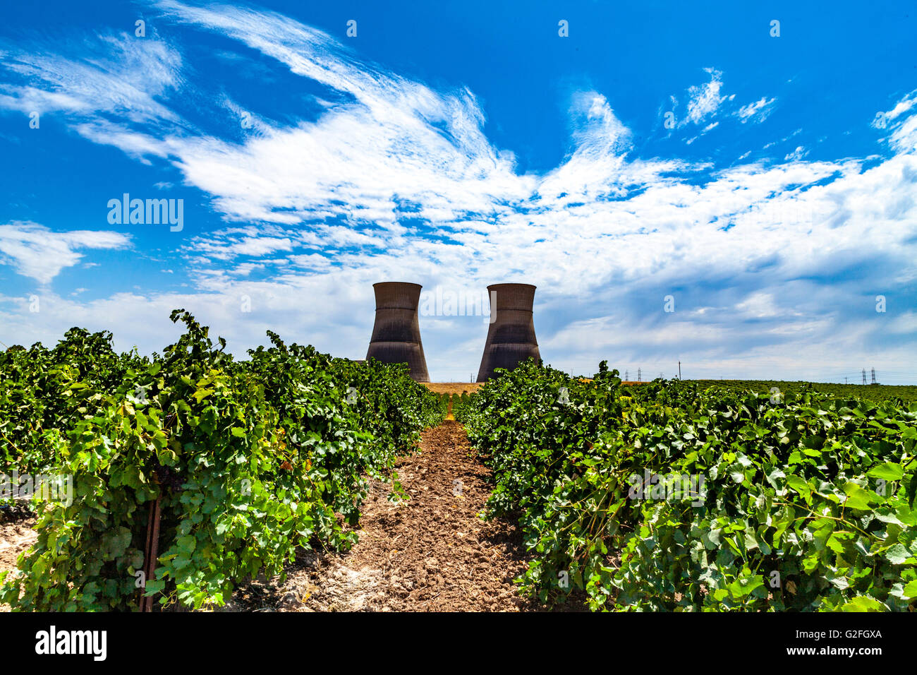 Torri di raffreddamento per il Rancho Seco centrale nucleare nei pressi di Sacramento in California Foto Stock