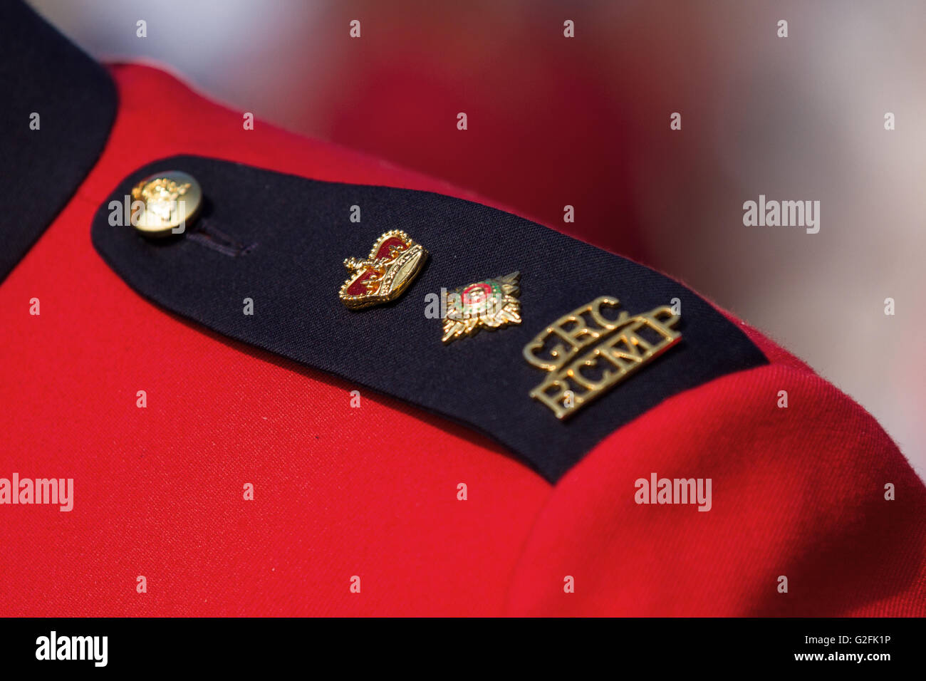 Il rango di un sovrintendente RCMP è visto a Kingston, Ont., il 20 maggio 2016. Foto Stock Il rango di un sovrintendente RCMP è visto a Kingston, Ont., il 20 maggio 2016. Foto Stock
