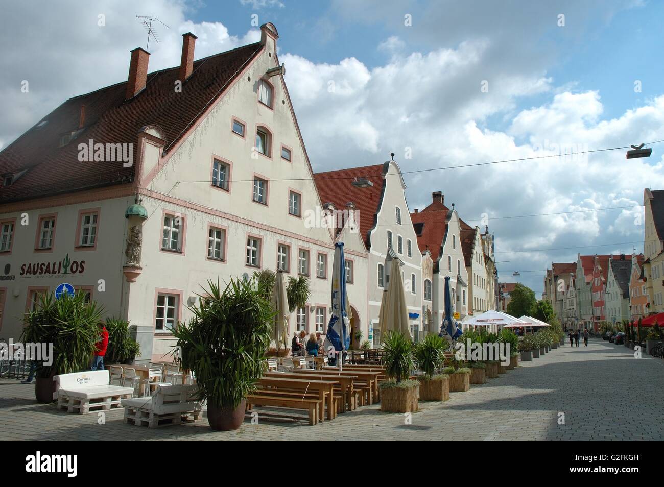 Ingolstadt, Germania - 24 agosto 2014: Theresienstrasse street a Ingolstadt in Germania. Persone non identificate visibile. Foto Stock