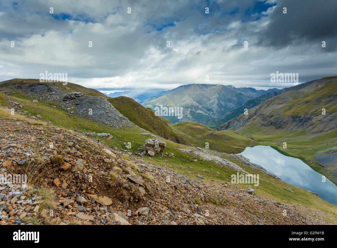 Sierra de Tendenera spagnole nelle montagne dei Pirenei. Foto Stock