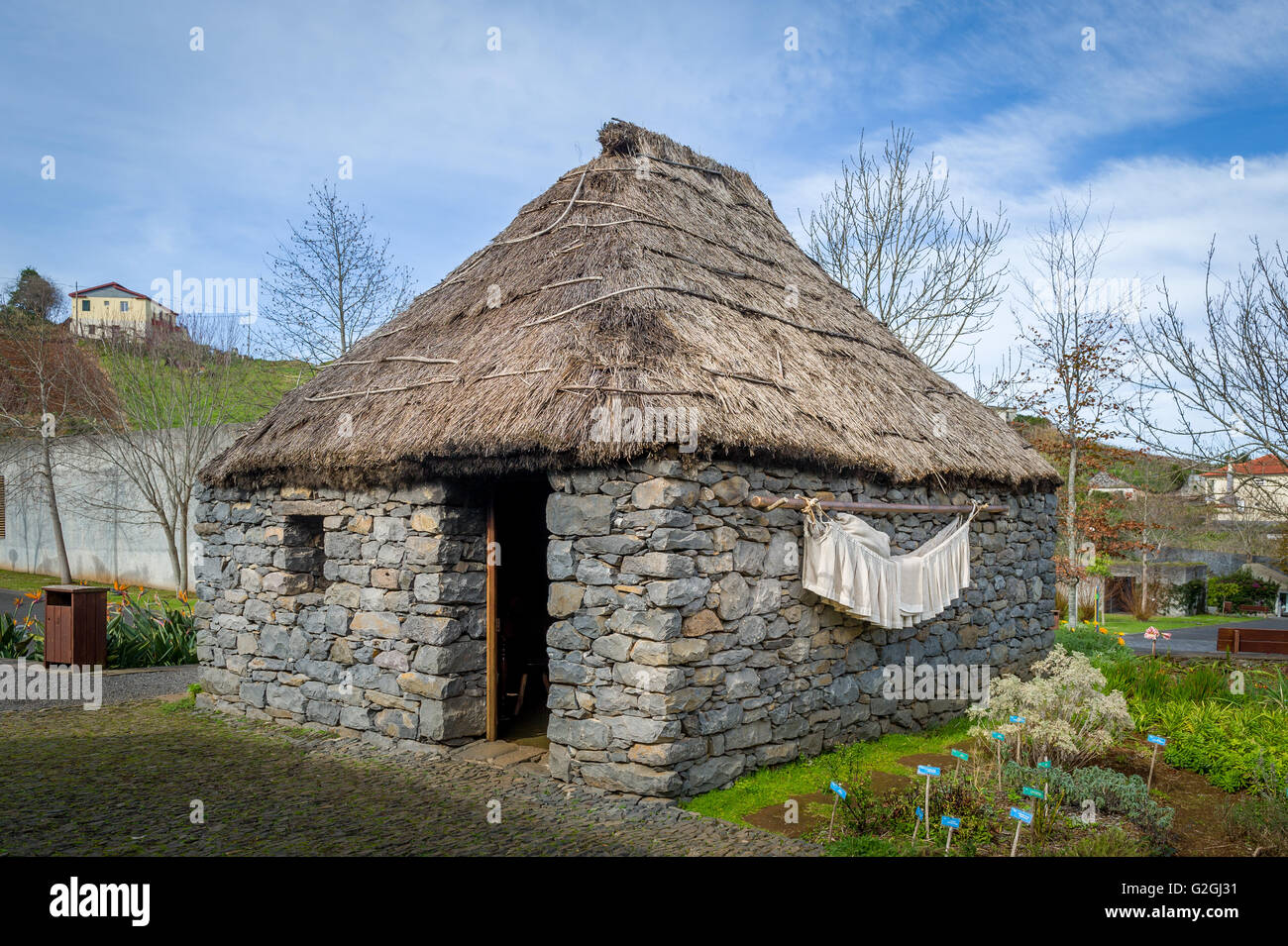 Vecchia casa dell'isola di Madeira cittadini, la ricostruzione a cultura park. Foto Stock