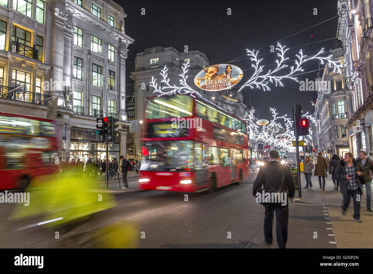 Luci di Natale su Regent St nel West End di Londra a Natale, Londra, Regno Unito Foto Stock