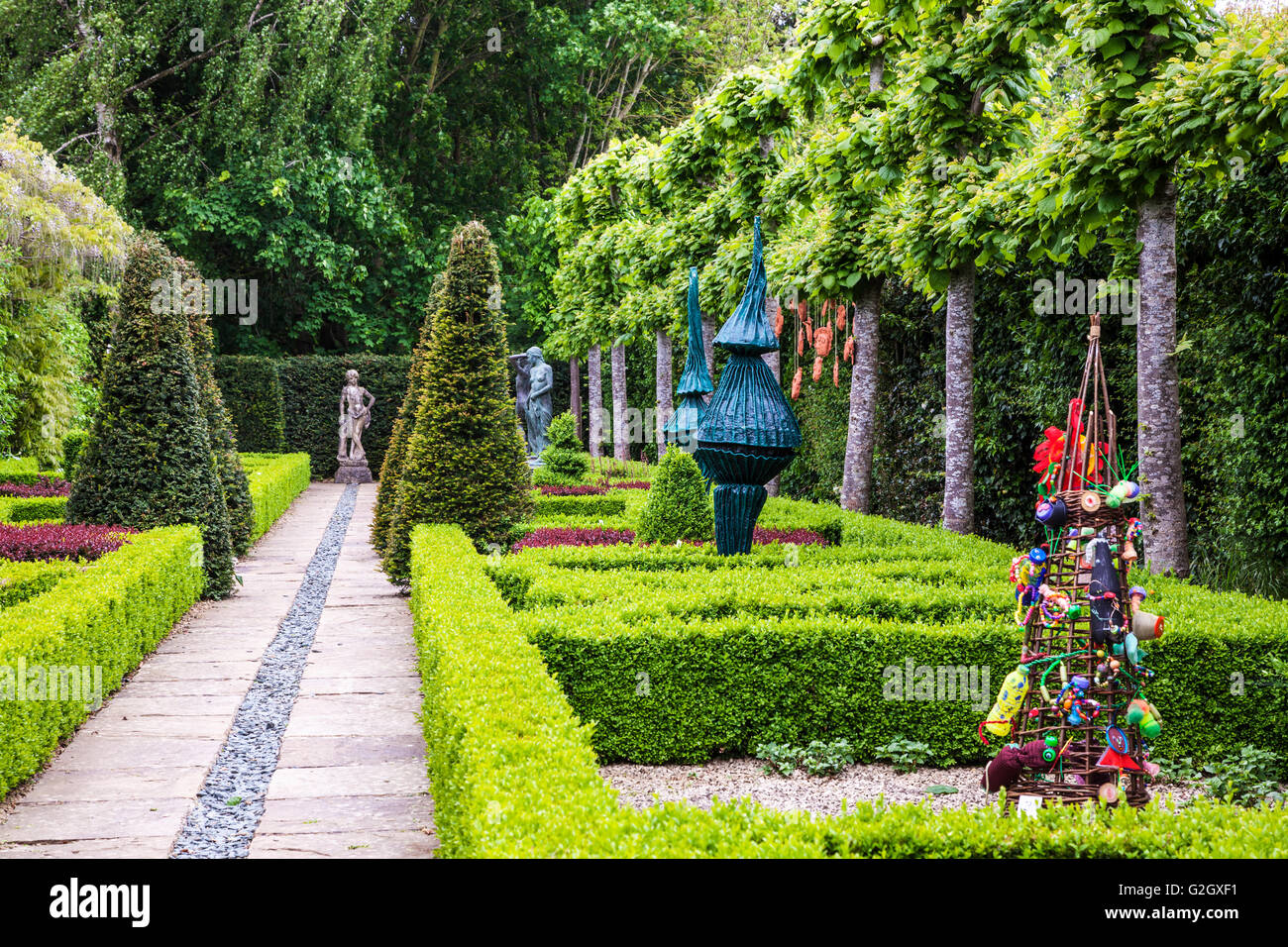 Sculture a Kingham Lodge durante Oxfordshire Artweeks 2016 Foto Stock