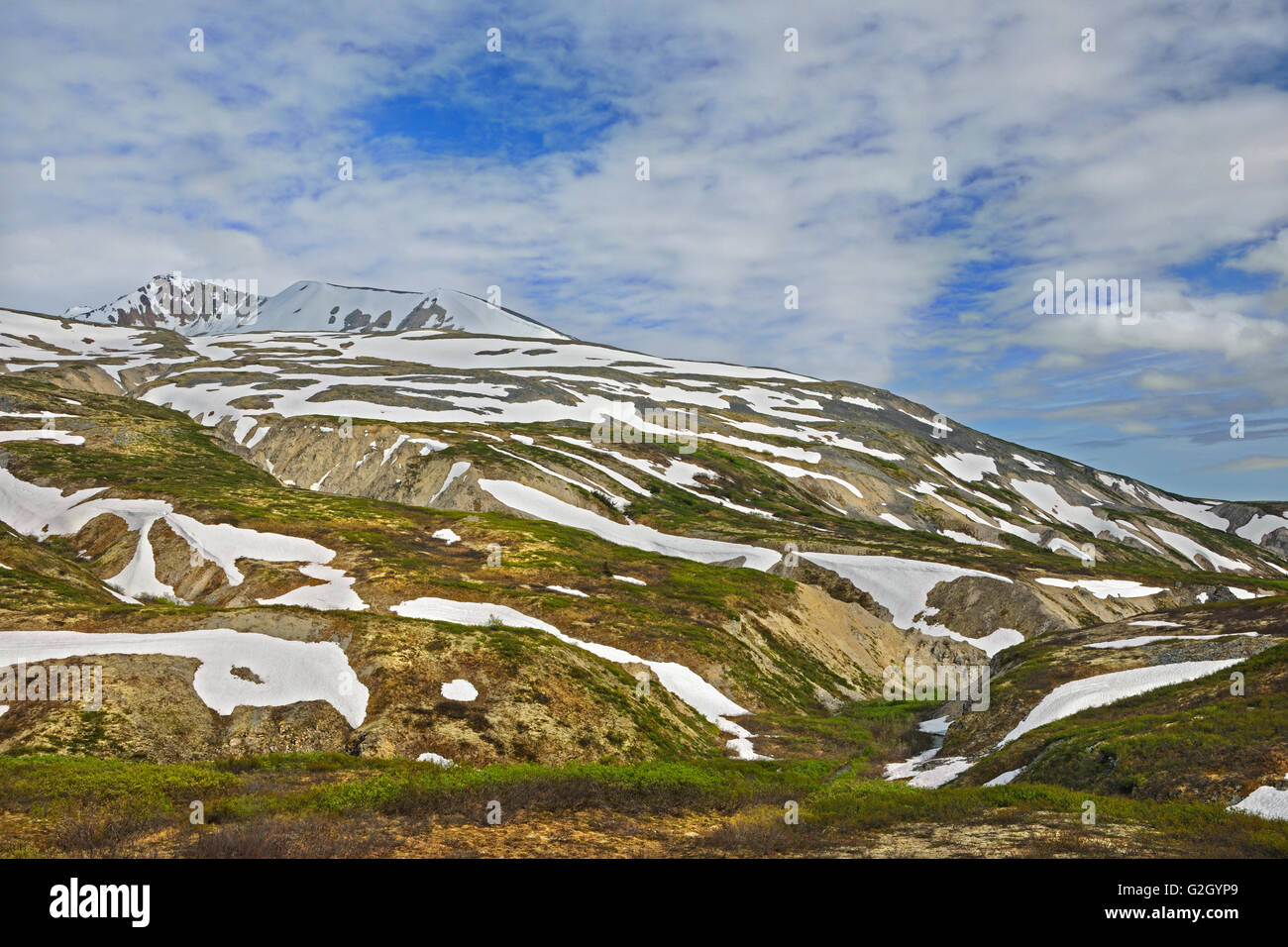 La neve sulla costa montagne Chilkoot Pass della Columbia britannica in Canada Foto Stock