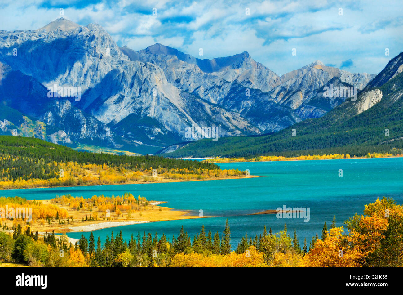 Abramo il lago e le Montagne Rocciose ad est del Parco Nazionale di Banff sul David Thompson Highway, Alberta, Canada Foto Stock