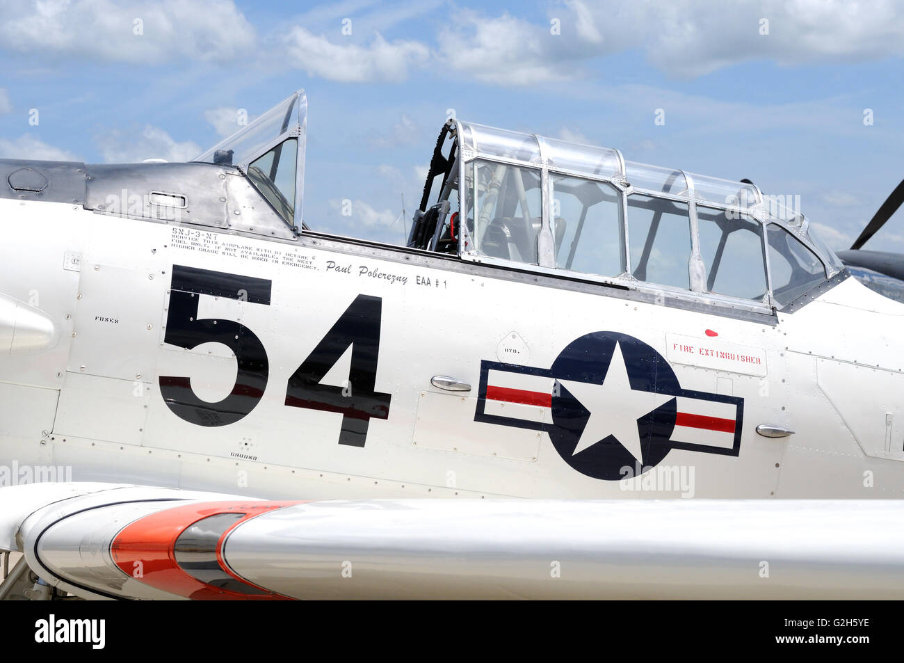 Un ex Marines americani T-6 texano aeromobile di addestramento sul display in corrispondenza di un'esibizione aerea Foto Stock
