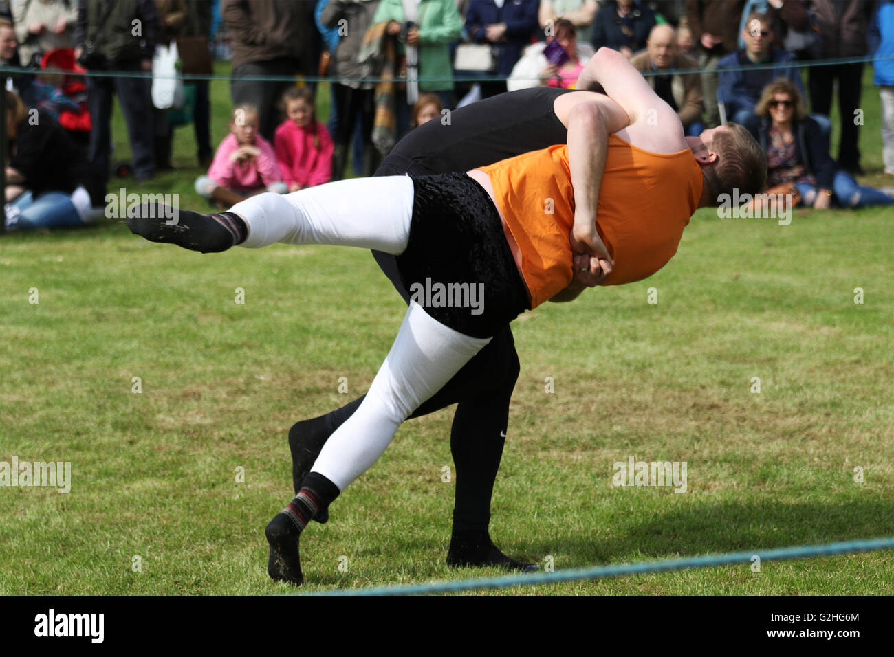 Bywell, Inghilterra - 30 Maggio 2016: Cumberland e Westmoreland match wrestling presso la contea di Northumberland Show a Bywell in Northumberland, Inghilterra. Credito: AC Immagini/Alamy Live News Foto Stock