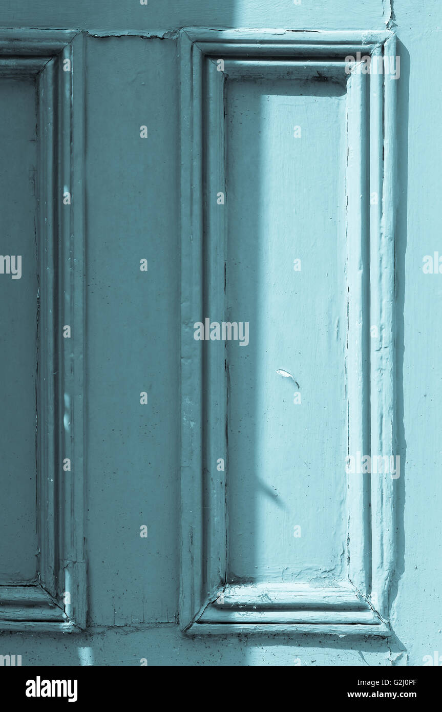 Weathered dipinto di blu porta in legno grunge texture e sfondi Foto Stock
