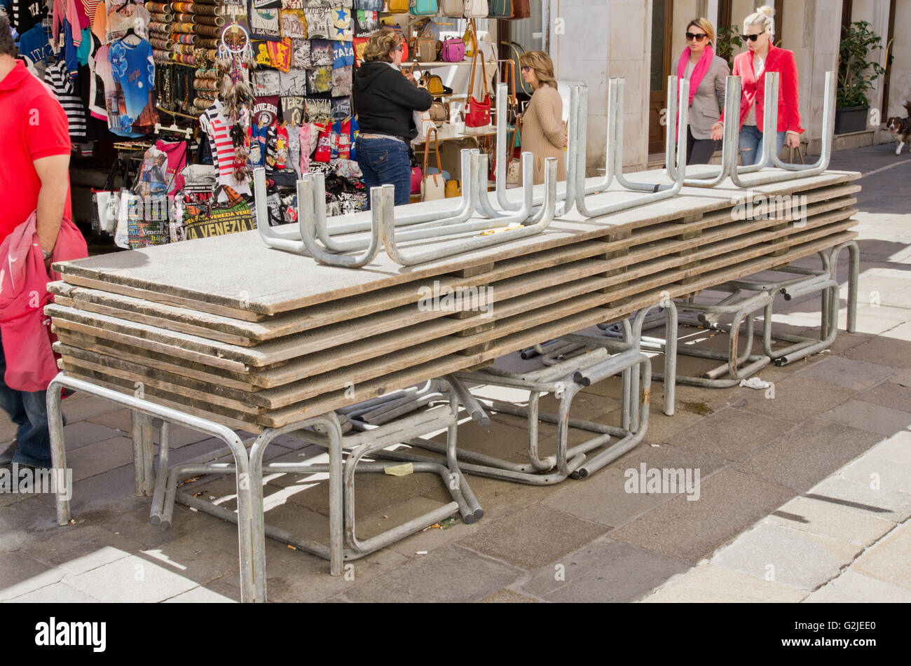 Schede di anatra pronta per Aqua Alta Foto Stock