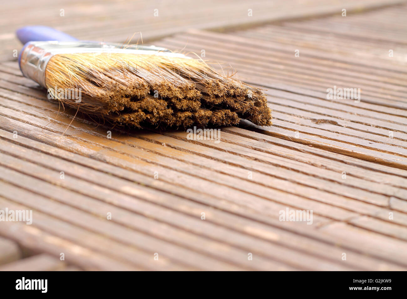 Spazzola in legno decking Foto Stock