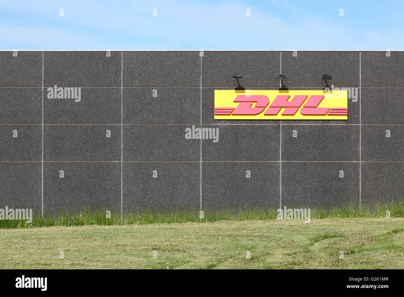DHL Logistics depot Foto Stock