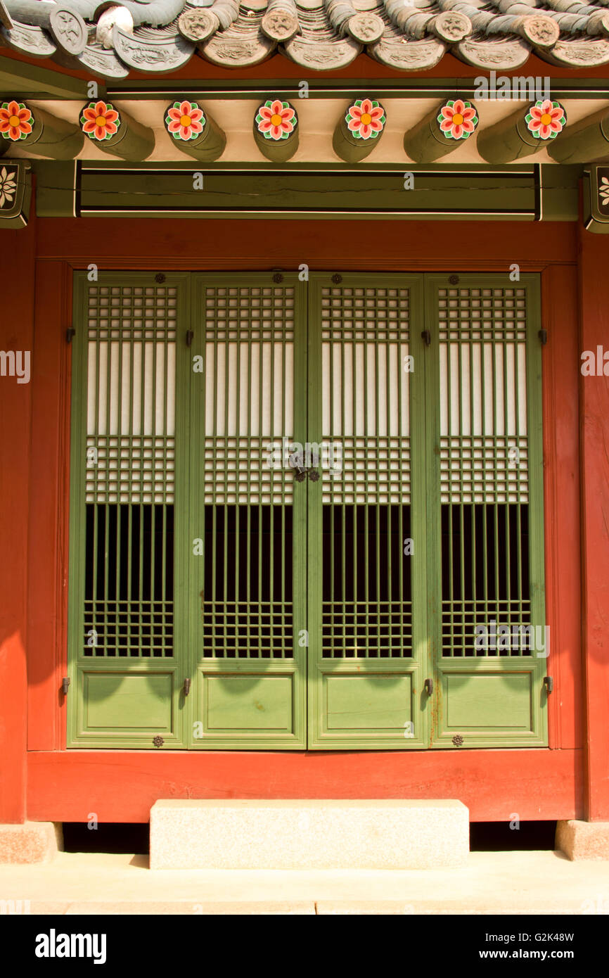 Antica porta di stile Coreano Foto Stock