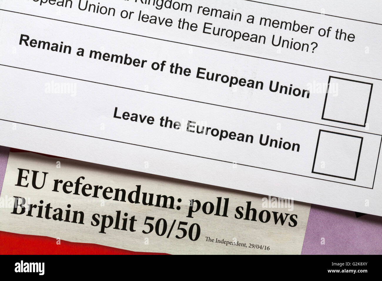 Il voto postale i dettagli della scheda del referendum per il Regno Unito è membro dell'Unione europea 16 Foto Stock