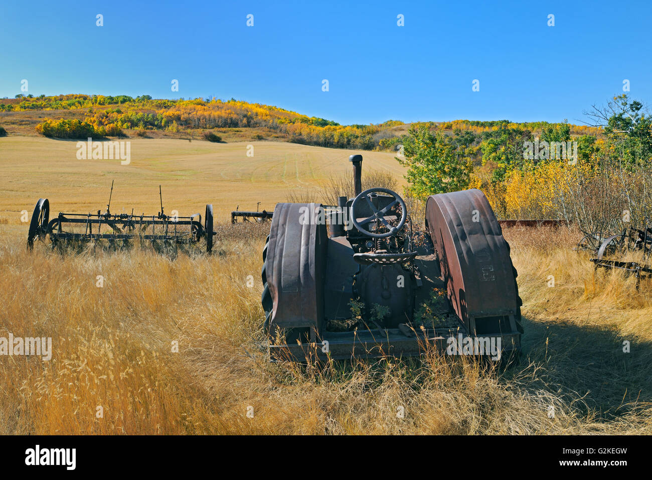 Abandonned farm machinery Baljennie Saskatchewan Canada Foto Stock
