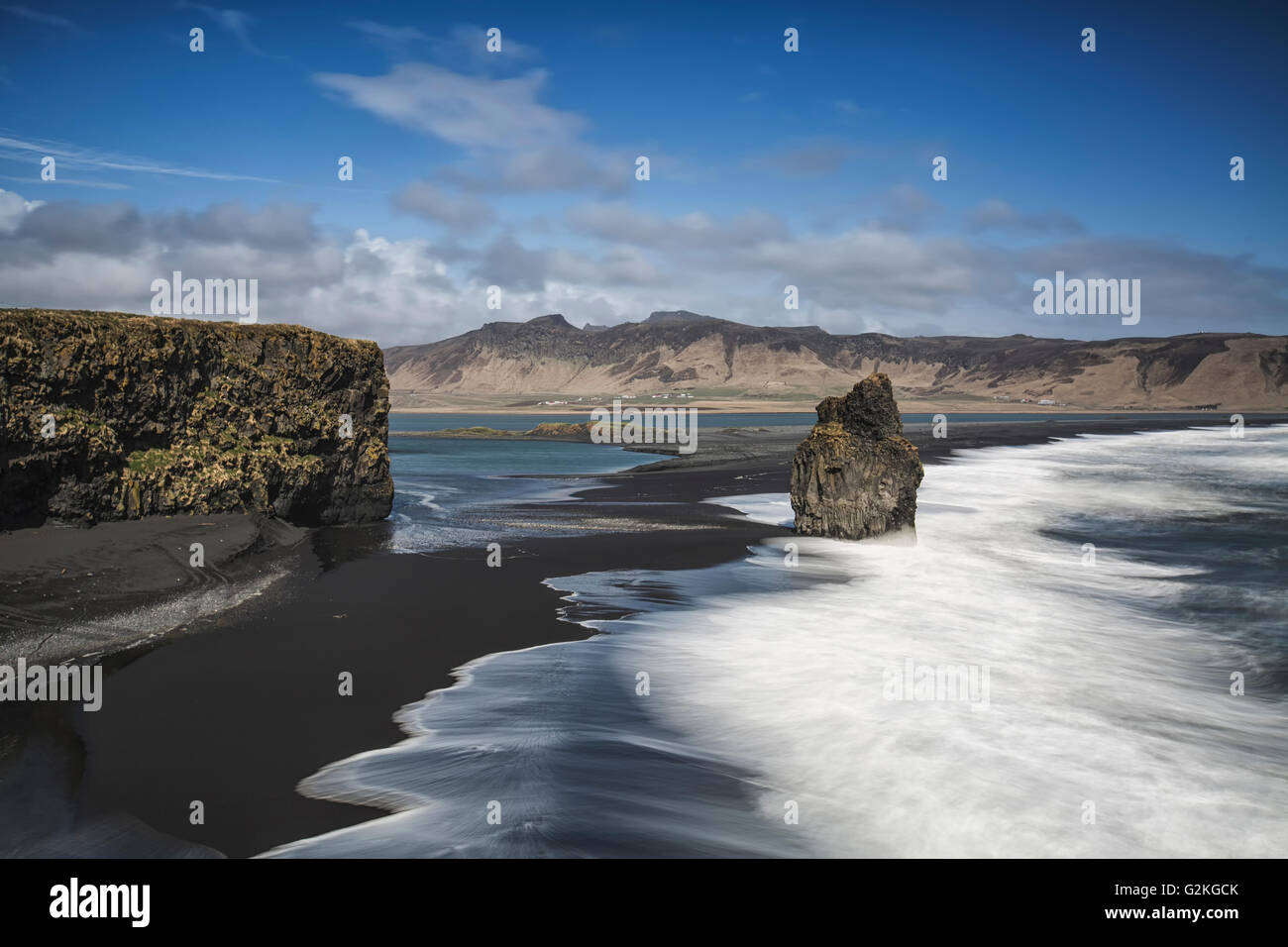 L'Islanda, Vik, Dyrholaey, penisola, spiaggia nera Foto Stock