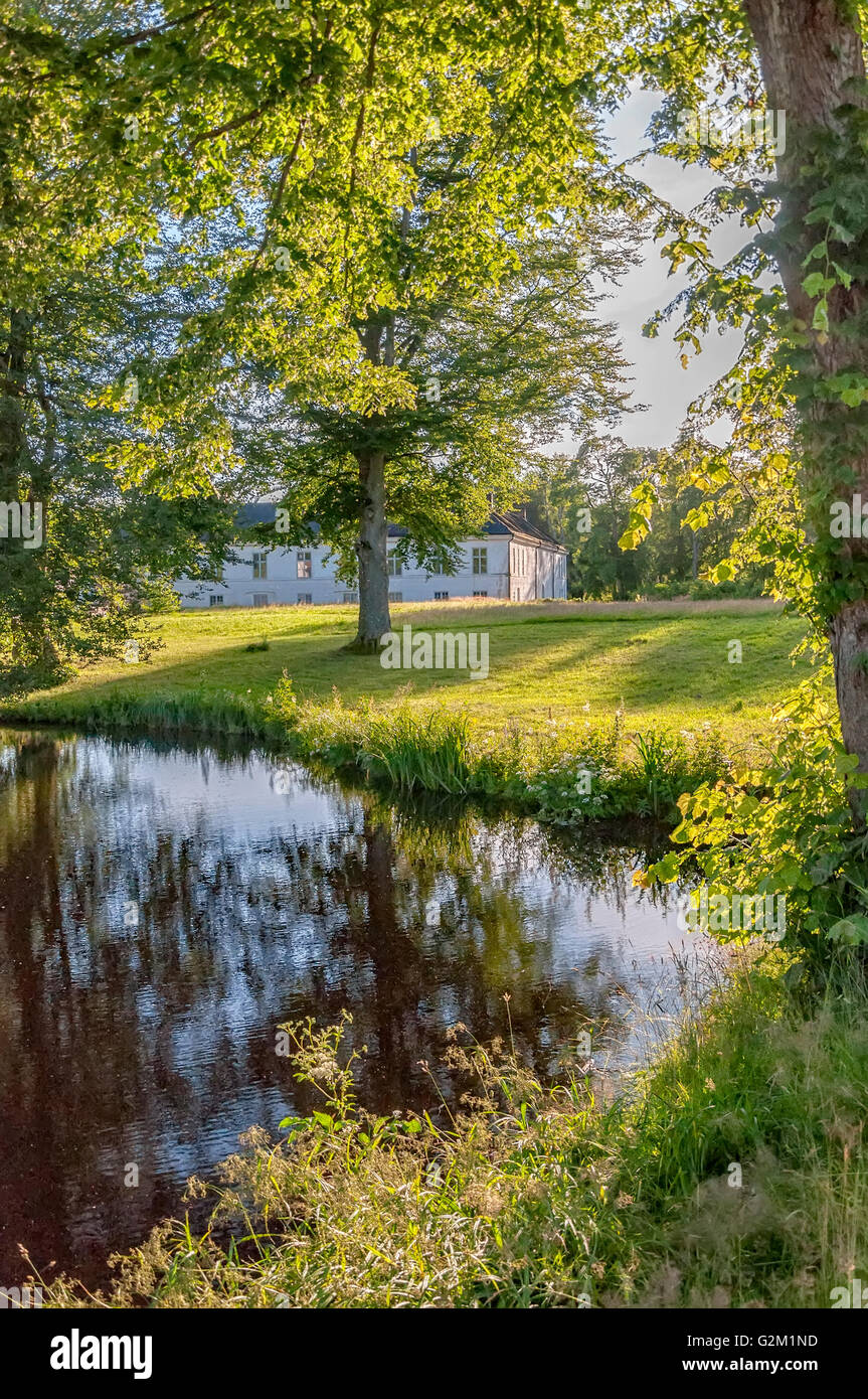 Herravad kloster è un vecchio monastero cistercense situato vicino a Ljungbyhed nella regione di Skane della Svezia. Foto Stock