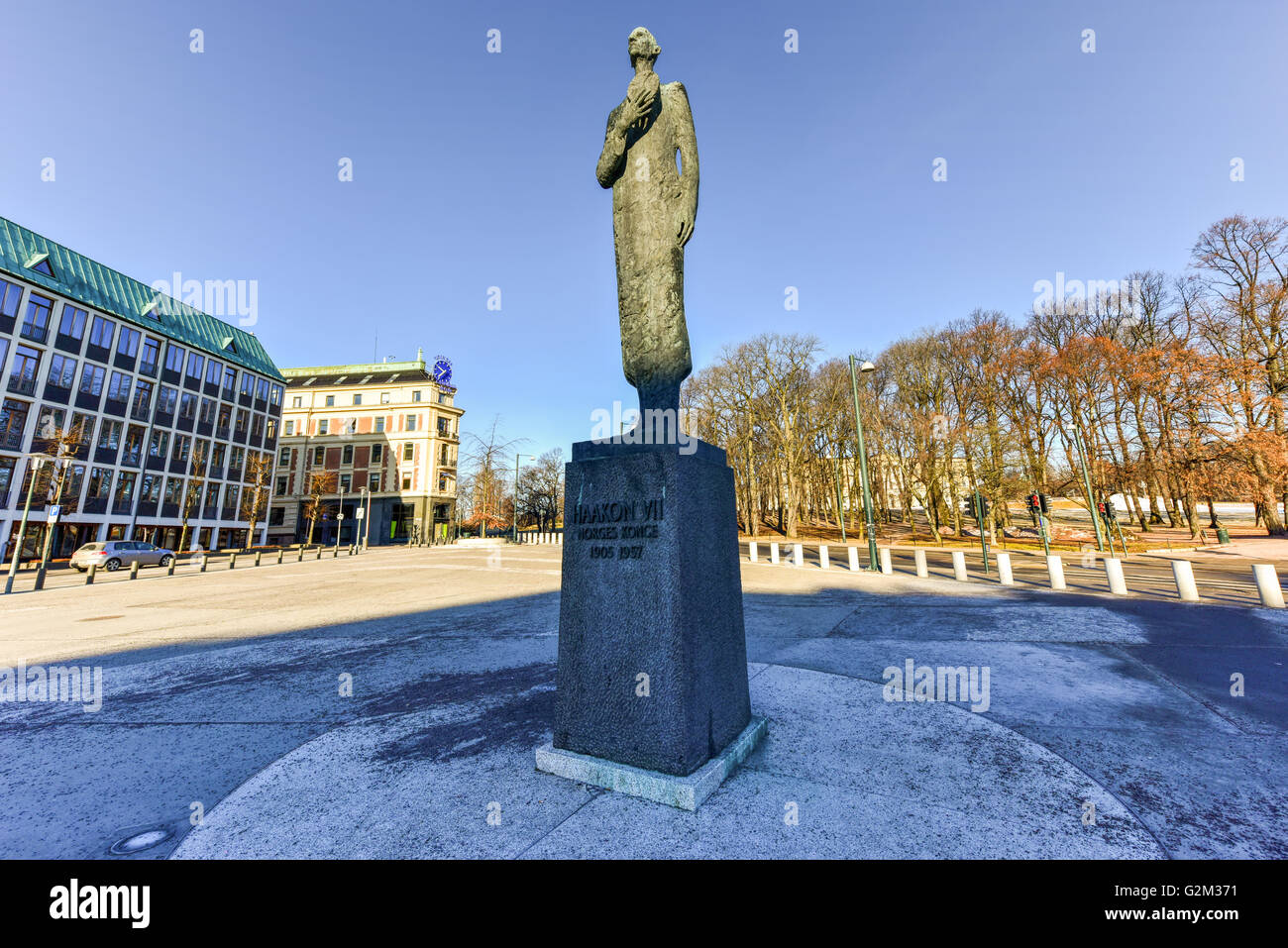 Statua di re Haakon VII di Norvegia a Oslo, Norvegia. Foto Stock Statua di re Haakon VII di Norvegia a Oslo, Norvegia. Foto Stock