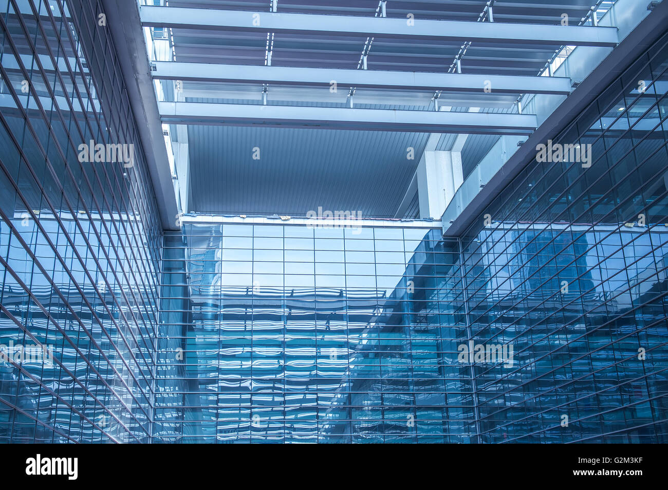 La moderna architettura della stazione di airport Foto Stock