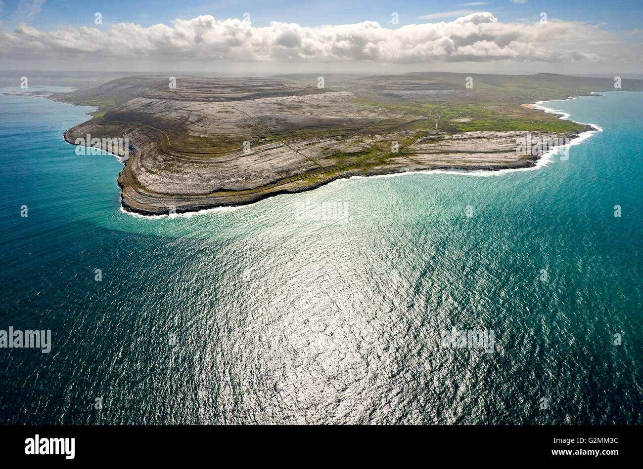 Vista aerea, costa rocciosa della testina del nero a nord di Doolin Burren, Murrogh, Formoyle, arenaria formazioni rocciose, County Clare, Clare Foto Stock