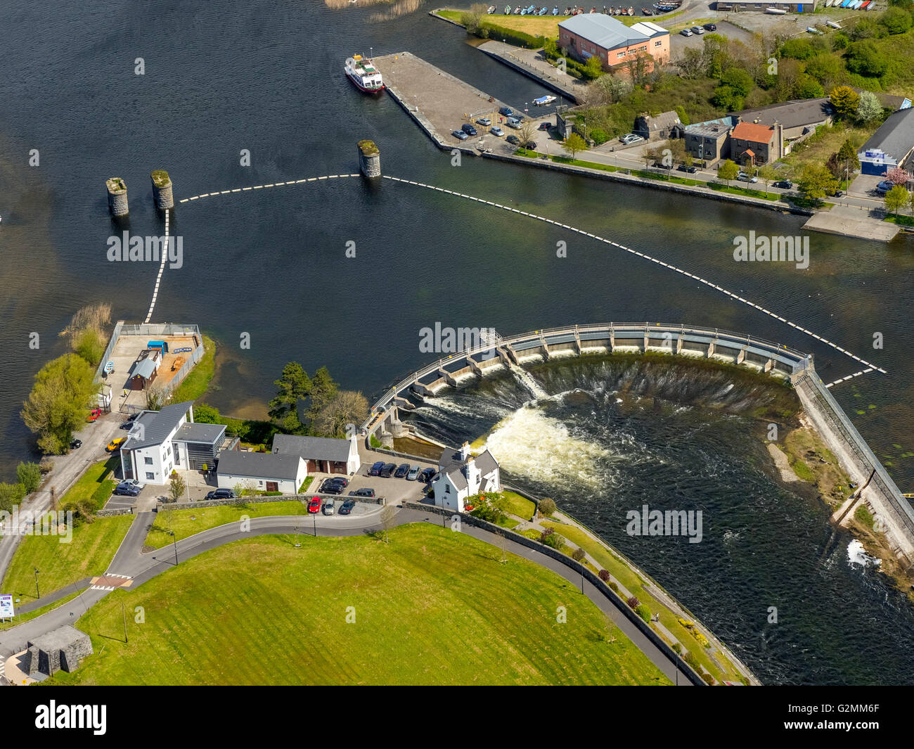 Vista aerea, scala dei salmoni, salmone Weir, Galway, Galway, County Clare, Galway, Irlanda, Europa, vista aerea, uccelli-occhi vista, Foto Stock