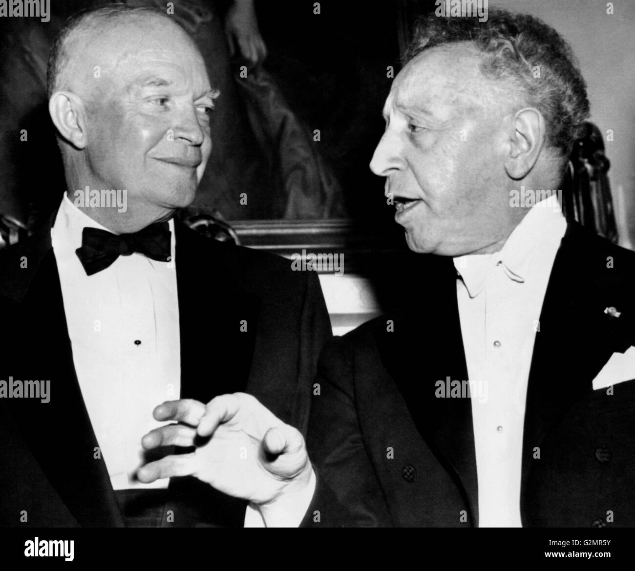 Ritratto del pianista polacco Arthur Rubinstein con il Presidente Eisenhower,1951 Foto Stock