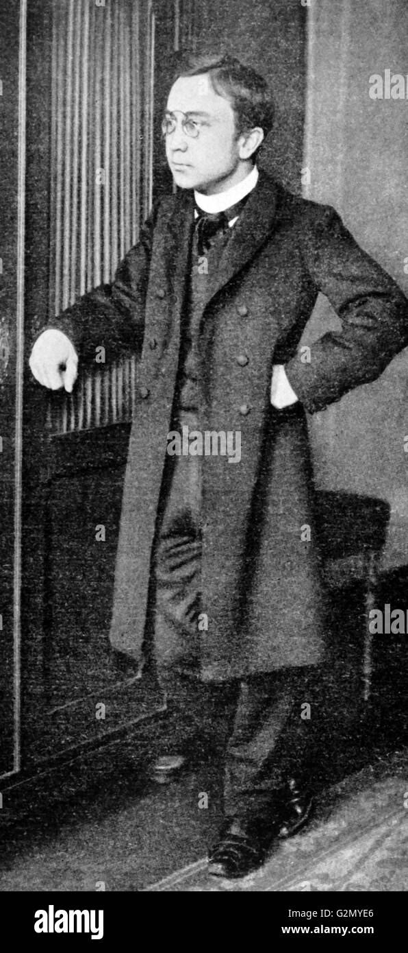 Ritratto di Mathieu Hubertus Schoenmaekers (13 dicembre 1875 - 18 dicembre 1944), meglio conosciuto come il filosofo dietro gli olandesi sono movimento noto come 'De Stijl'. Foto Stock