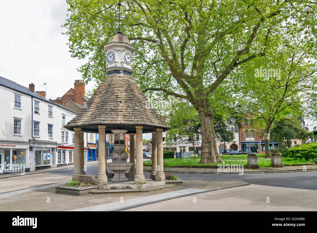 OXFORD CITY fontana coperto al centro della pianura rotonda Foto Stock