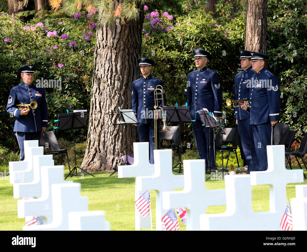 2016 American Memorial Service a Brookwood Cimitero Militare Regno Unito - USAFE Band Foto Stock