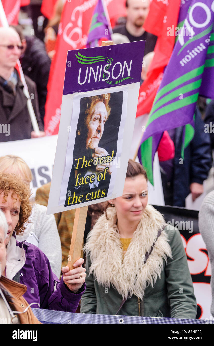 20/10/2012, Belfast - unisono i membri. ICTU tenere un anti-rally di austerità a Belfast. Foto Stock