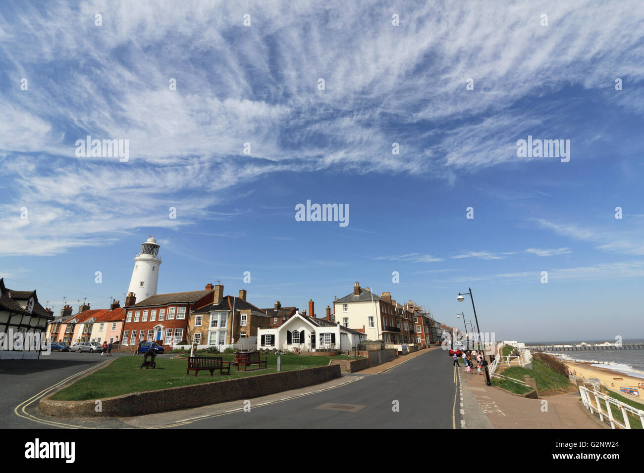 Grazioso cottage terrazzati su St James's Terrace e il faro di Southwold Inghilterra Suffolk REGNO UNITO Foto Stock