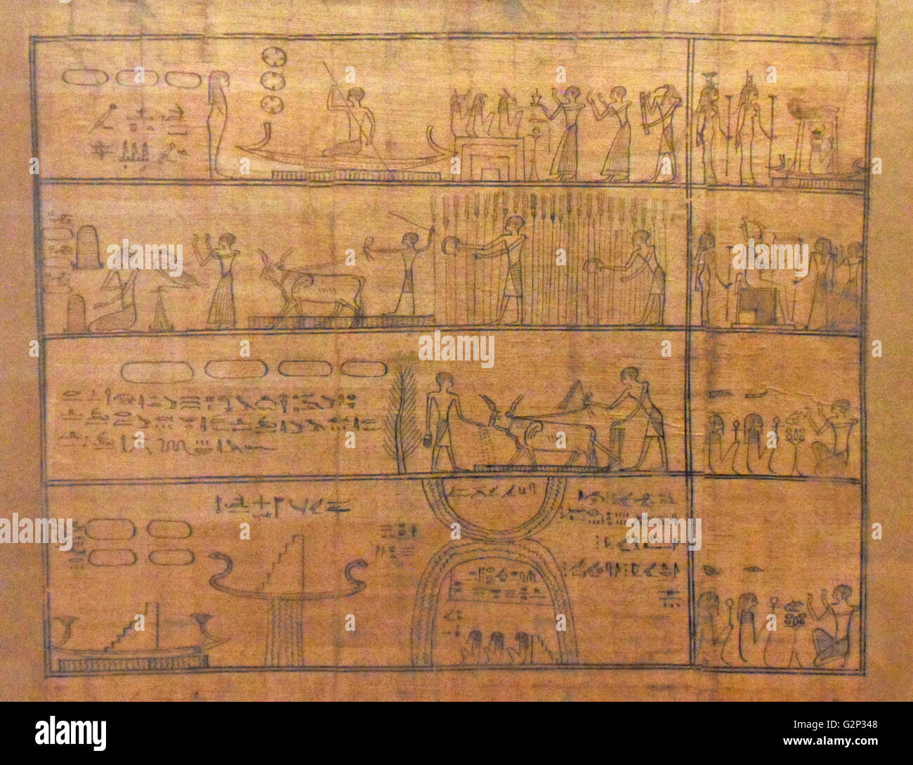 Frammento di papiro dal capitolo 110 del Libro Egiziano dei Morti. 'Djedhor lavorando nei campi dell'Aldilà". Periodo Tardo, 664-332 A.C. Mostra il campo di offerte in cui il defunto deve lavorare per il nutrimento. Foto Stock