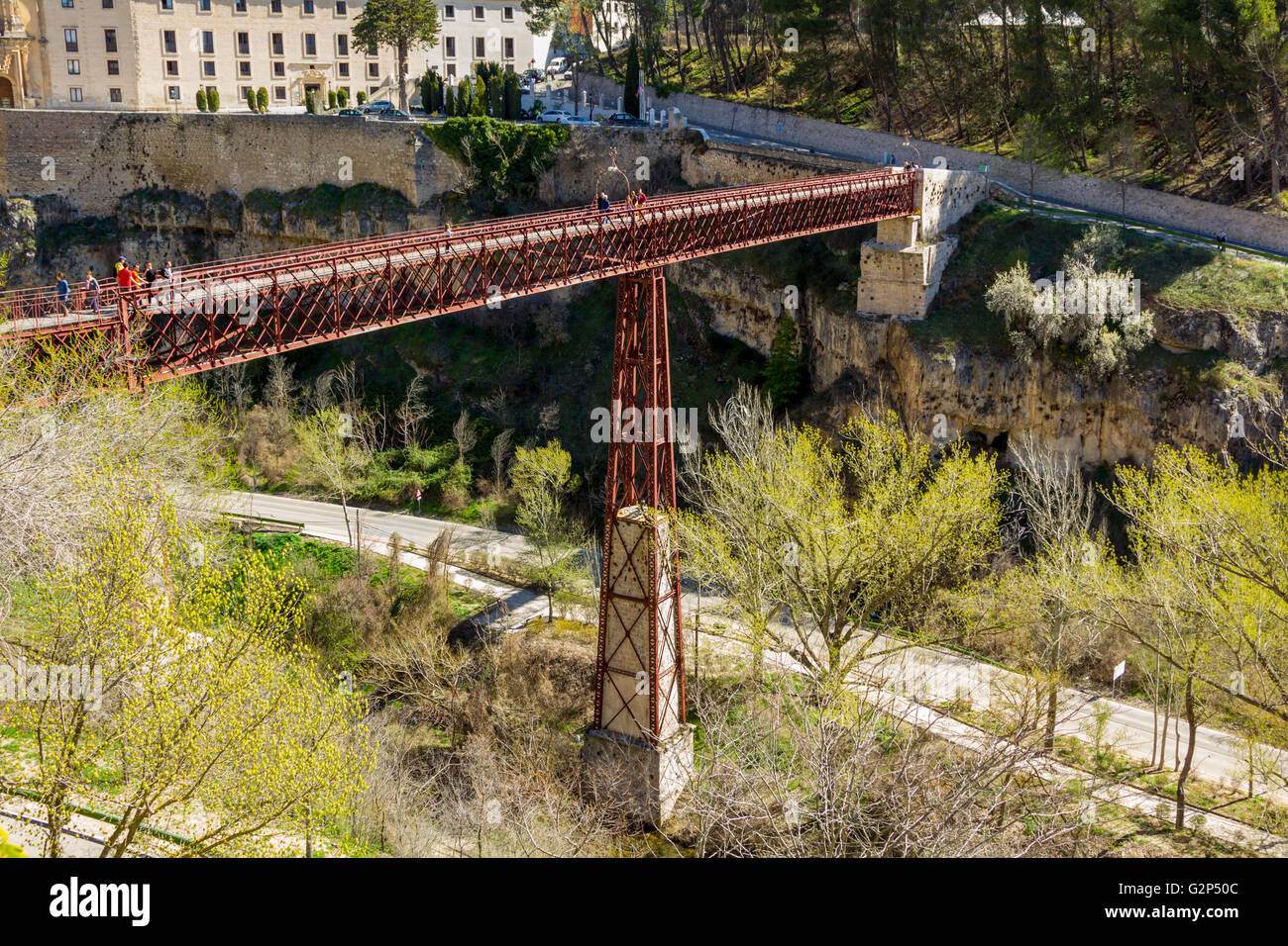 Famosa passerella di ferro nella città di Cuenca, Spagna Foto Stock