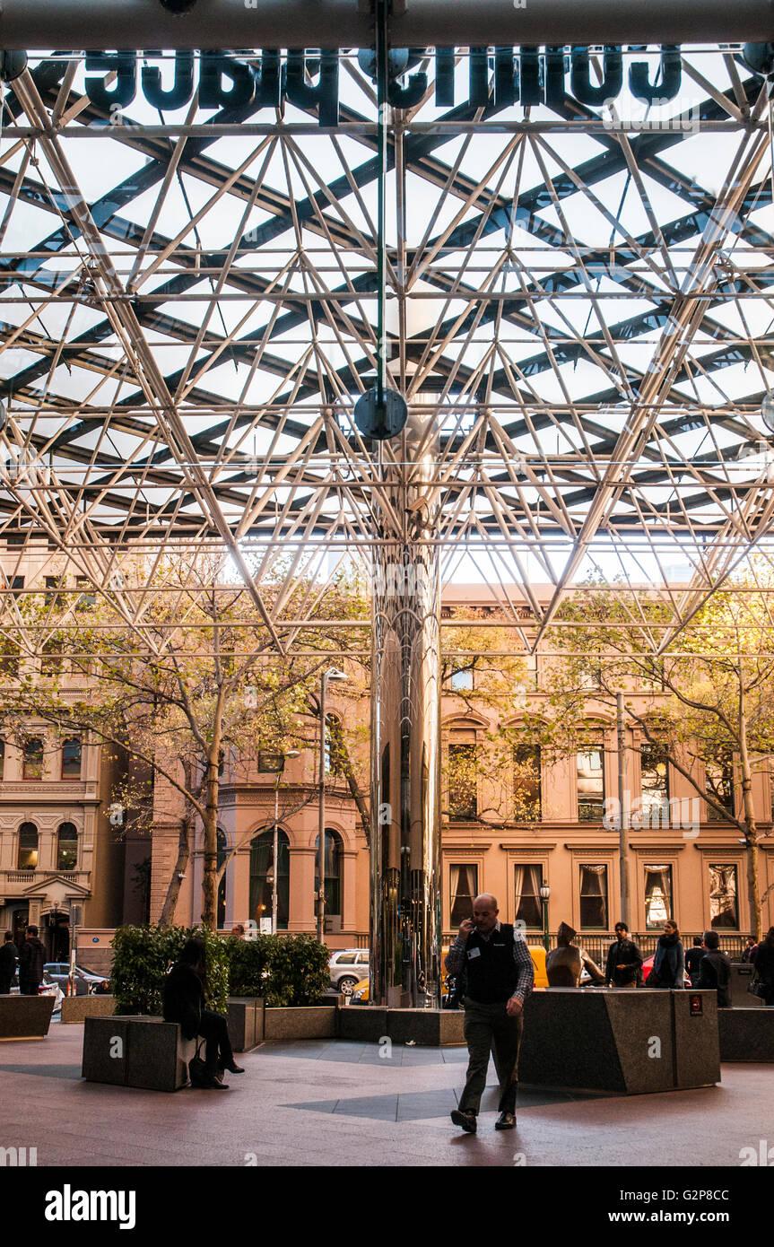 Atrio della Collins luogo complesso in Collins Street, Melbourne, progettata in parte da I. M. Pei Foto Stock