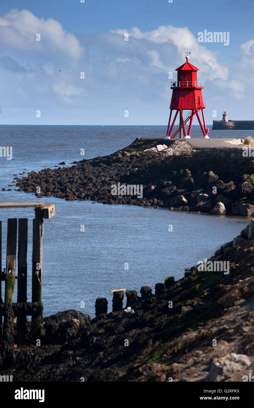 Mandria Groyne faro, South Shields Foto Stock