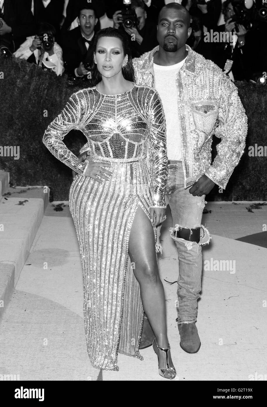 La città di New York, Stati Uniti d'America - 2 Maggio 2016: Kim Kardashian e Kanye West frequentare il 2016 incontrato Gala Foto Stock